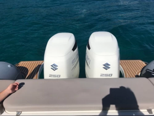 Master Master 996 GP charter bareboat or skippered in  Le Canon