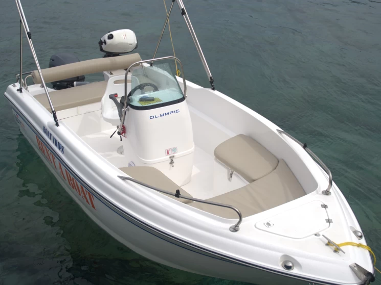 Motorboat to hire Heraklion at the best price