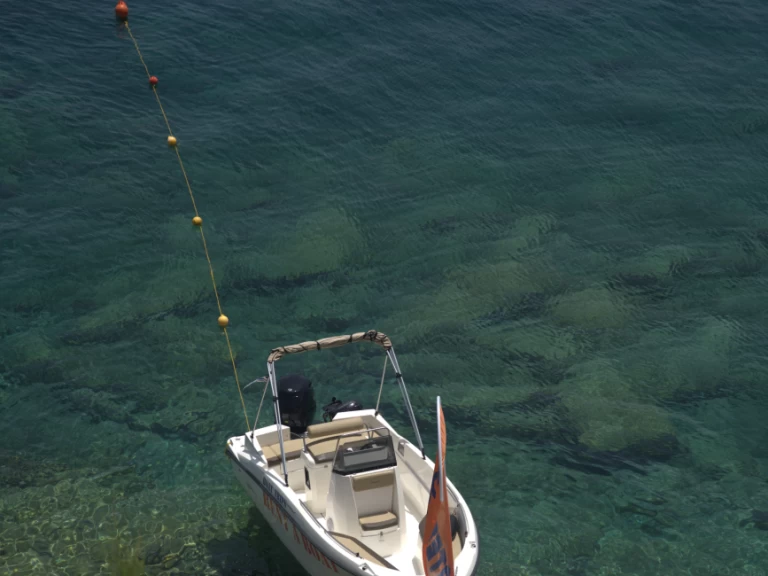 Motorboat to hire Heraklion at the best price