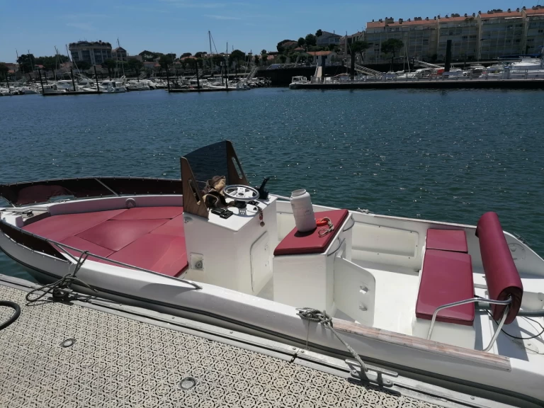 Yacht hire Lège-Cap-Ferret cheap Cap Camarat 675