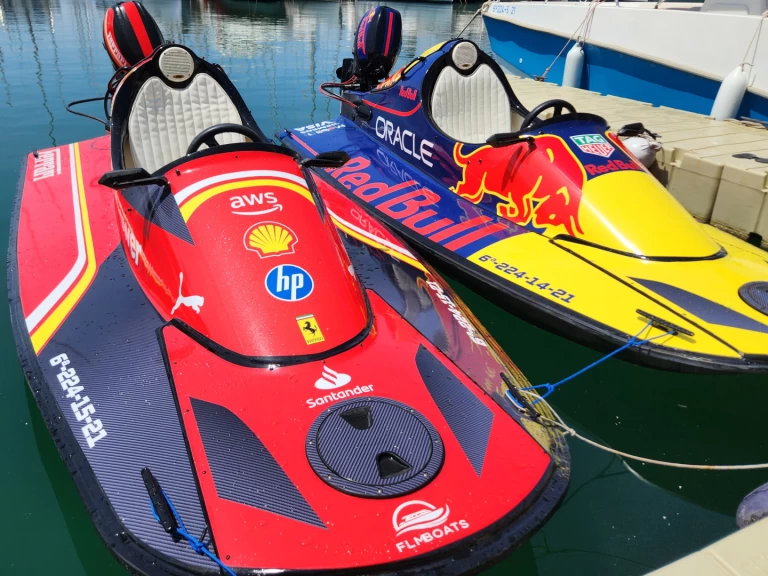 Motorboat to hire Torrevieja at the best price