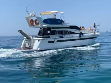 Charter a Astondoa Astondoa 50 GL in Marbella on Samboat