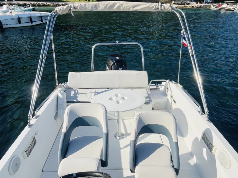 Charter a Jeanneau Cap Camarat 5.5 WA Serie 2 in Antibes on Samboat