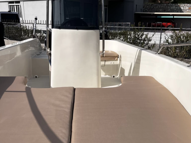 Motorboat hire in Kato Gouves - BRS BRS500