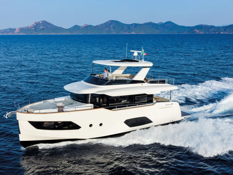Motorboat to hire Monaco at the best price