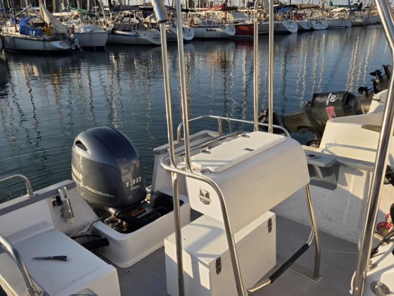 Hire a Pro2000 Open 6000 Saint-Cyprien-Plage