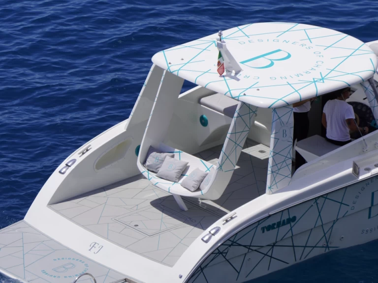 Motorboat hire in Amalfi - Tornado Tornado 38 Flush Deck