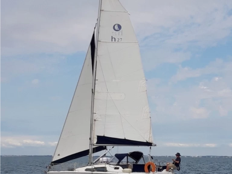 Sailboat to hire La Rochelle at the best price