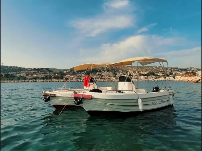 Motorboat to hire Marseille at the best price