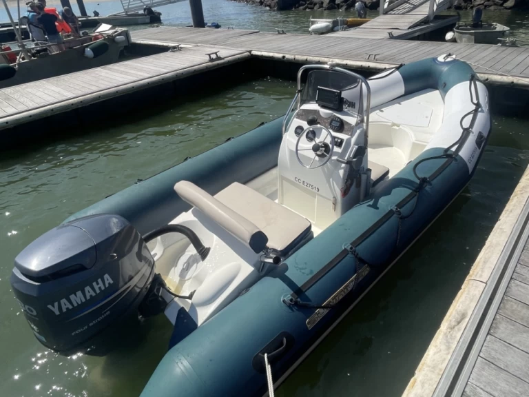 Bombard Sunrider 550 Bleu charter bareboat or skippered in  La Plaine-sur-Mer