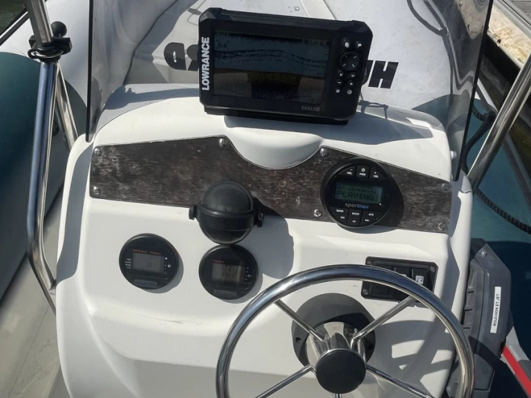 Yacht charter La Plaine-sur-Mer - Bombard Sunrider 550 Bleu on SamBoat