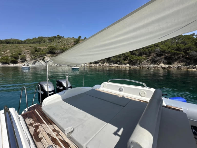 Hire RIB with or without skipper Duarry Roses