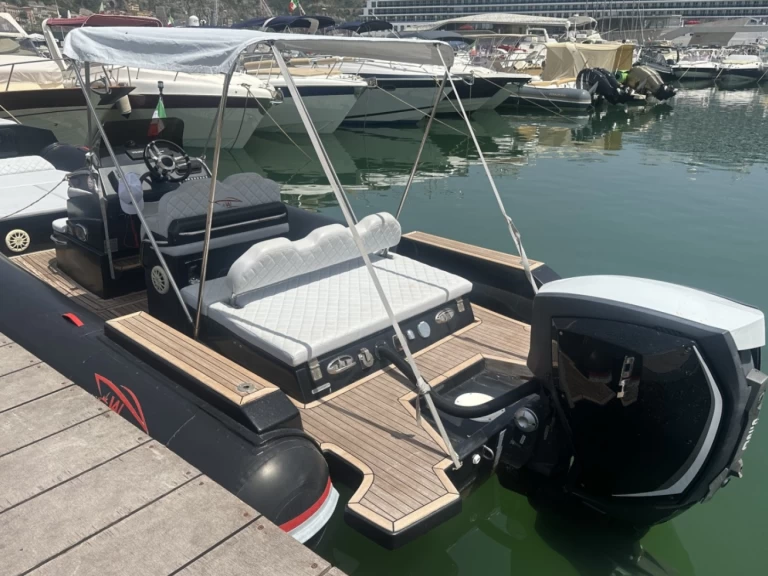 Charter a IAVARONE 26  in Porto di Salerno on Samboat
