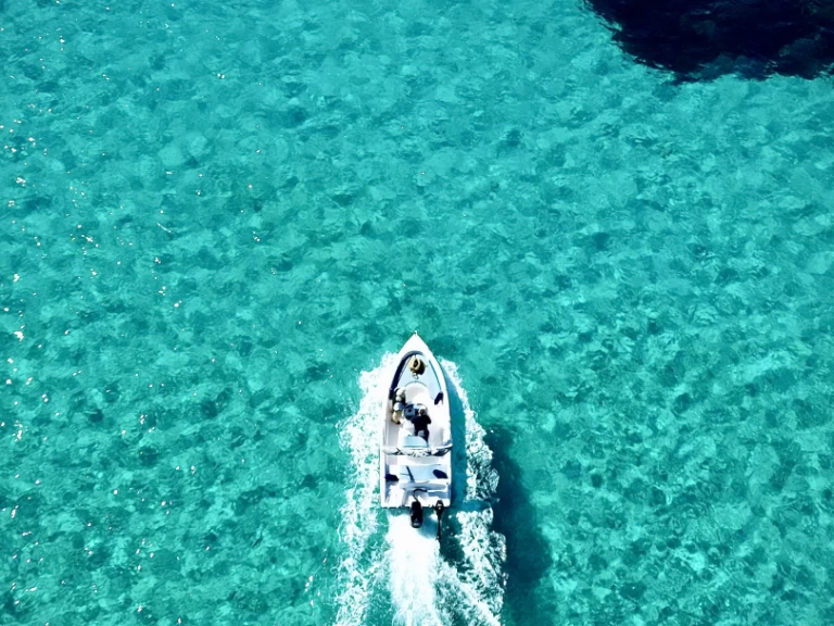 Hire a Poseidon BlueWater 170 Agios Nikolaos