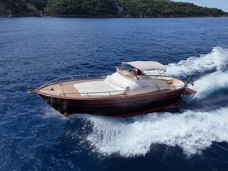 Charter a Apreamare Apreamare 11 in Sorrento on Samboat