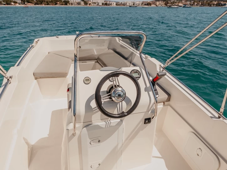 Yacht hire Port d'Alcudia cheap 5.0 SPORT
