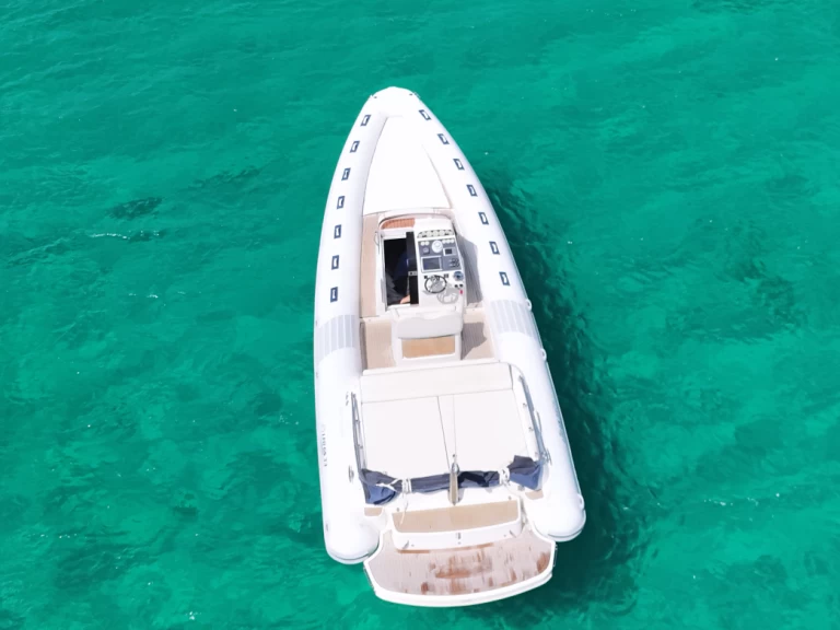 Yacht charter Porto Rotondo - led 33 GS on SamBoat