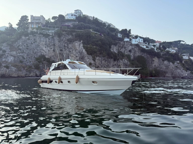 Charter a Gianneti 45 in Porto di Salerno on Samboat