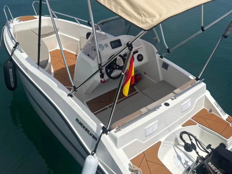 Motorboat hire in Águilas - Quicksilver Activ 455 Open