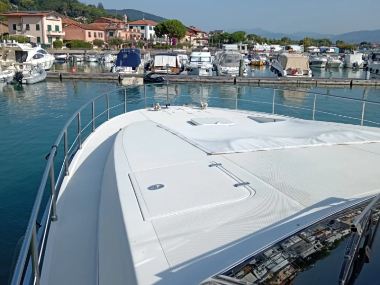 Arno Leopard Leopard 23 charter bareboat or skippered in  Nettuno