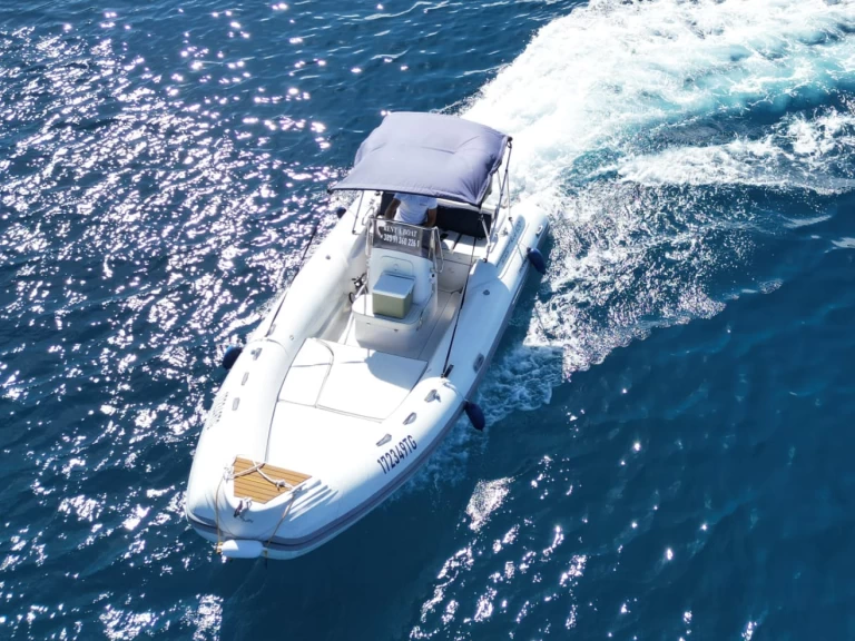 Motorboat hire in Hvar - Nuova Jolly King 600