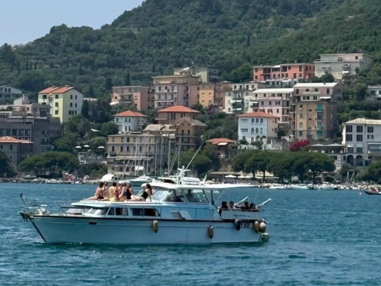 Cantieri Di Pisa Super Polaris charter bareboat or skippered in  La Spezia