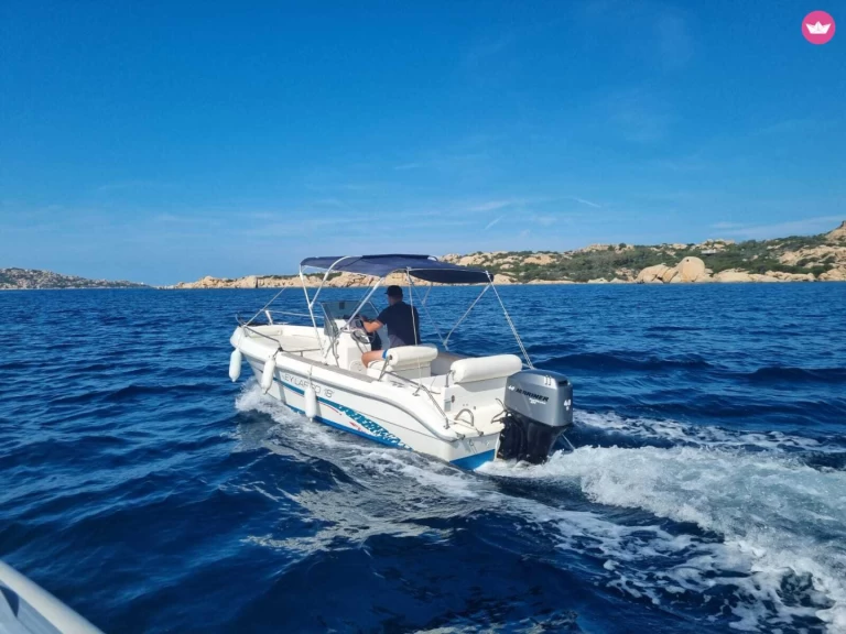 Motorboat hire in Palau - Sessa Marine Key Largo 18