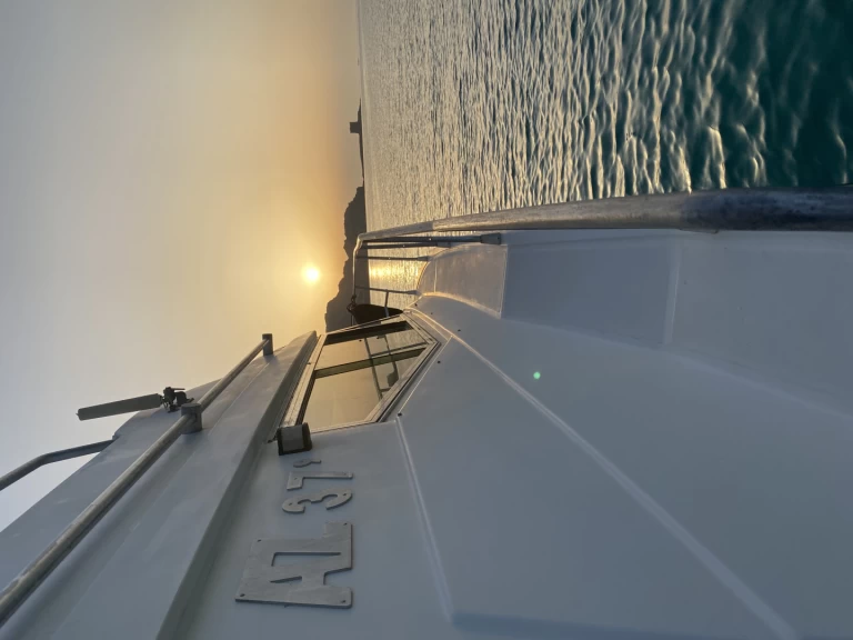 Hire a Azimut Azimut 37 Fly Stintino