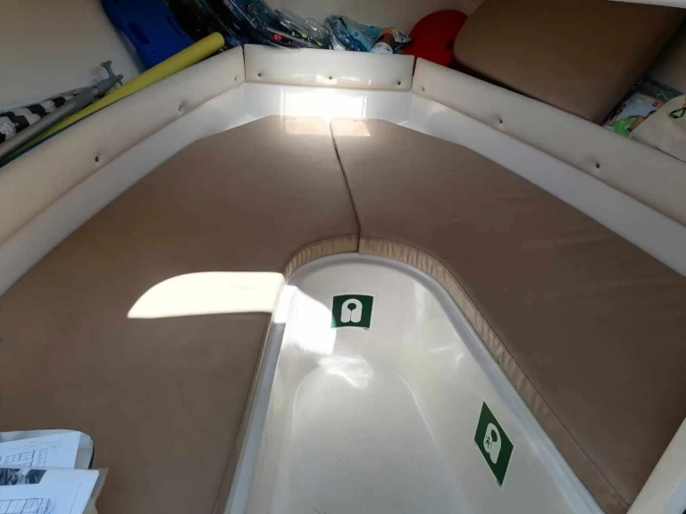 Motorboat to hire Alikanas at the best price