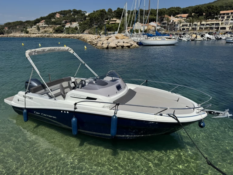 Hire a Jeanneau Cap Camarat 6.5 WA La Madrague