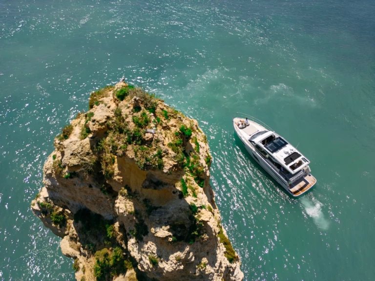 Motorboat to hire Vilamoura at the best price