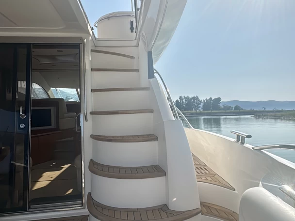 Yacht hire Vlorë cheap Manhattan 56