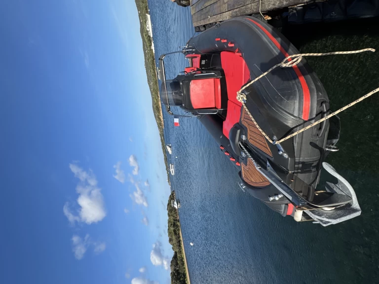 Hire RIB Nuova Jolly with a boat licence