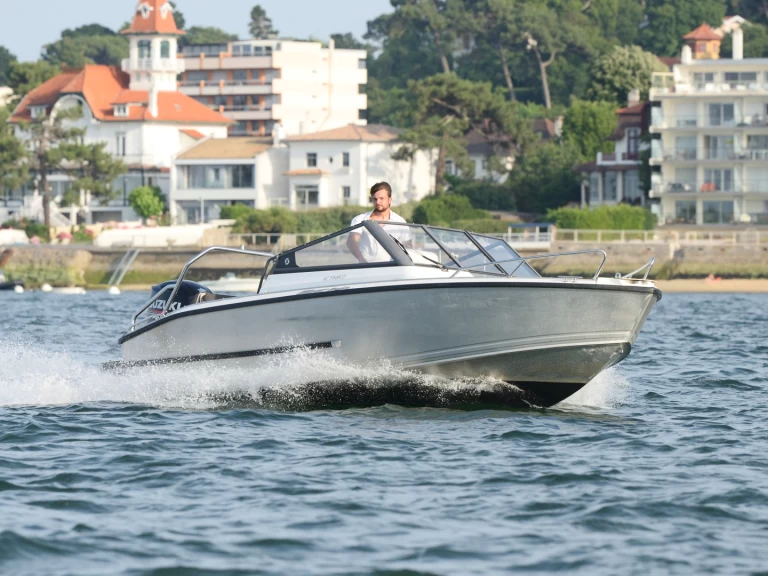 Hire Motorboat with or without skipper Silver-Boat Arcachon