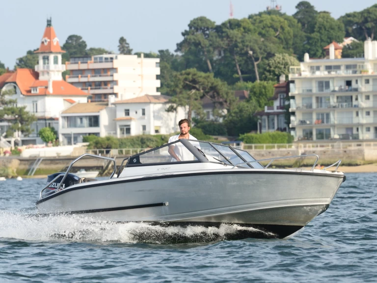 Motorboat to hire Arcachon at the best price