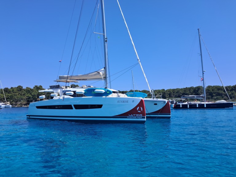 Charter a Fountaine Pajot Aura 51 in Seget Donji on Samboat