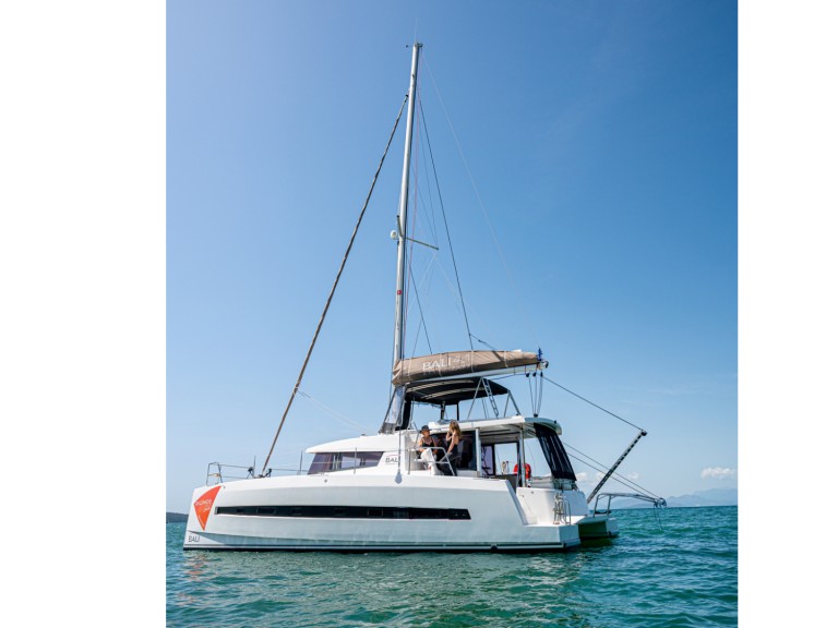 Hire Catamaran Bali with a boat licence