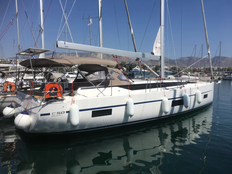Charter a Bavaria Bavaria C50 in Sami on Samboat