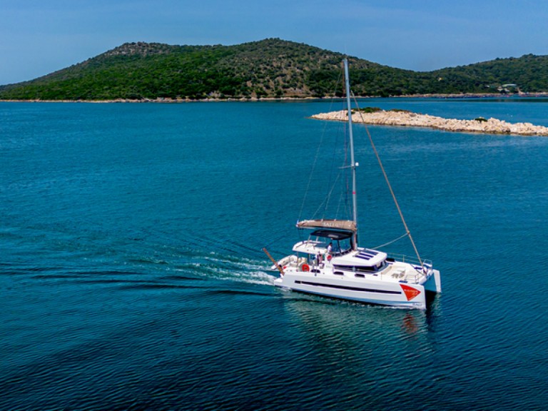 Charter a Bali Bali 4.1 in Préveza on Samboat
