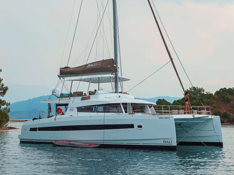 Charter a Bali CHILLIN' HUT in British Virgin Islands (BVI) on Samboat