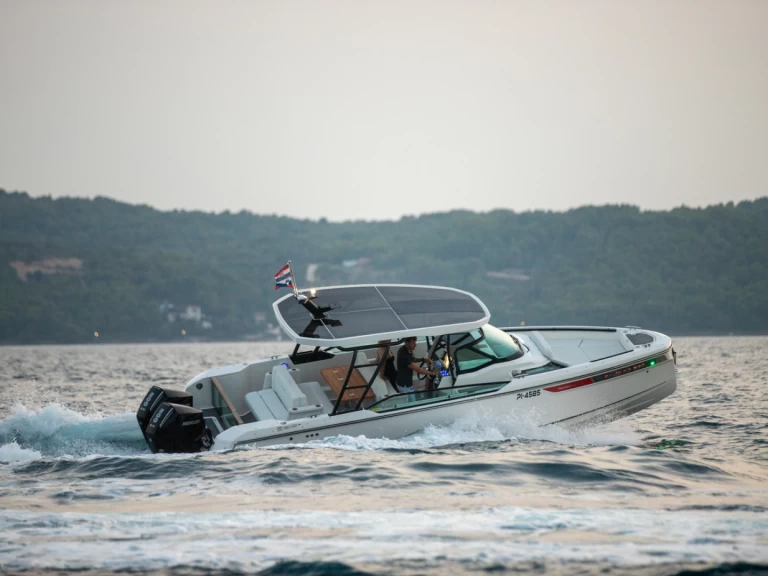 Yacht hire Sukošan cheap Saxdor 270 GTO