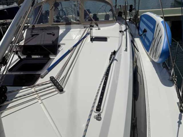 Hire a Bavaria Cruiser 46 Palma de Mallorca