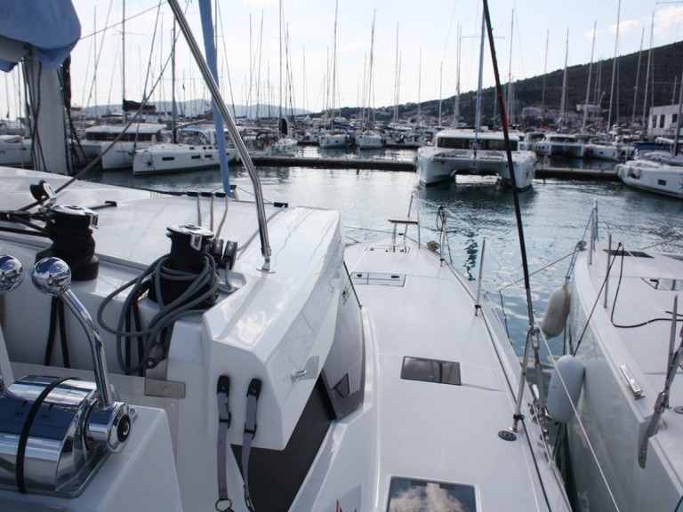 Hire Catamaran with or without skipper Fountaine Pajot Seget Donji