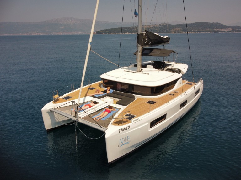 Catamaran to hire Kaštela at the best price