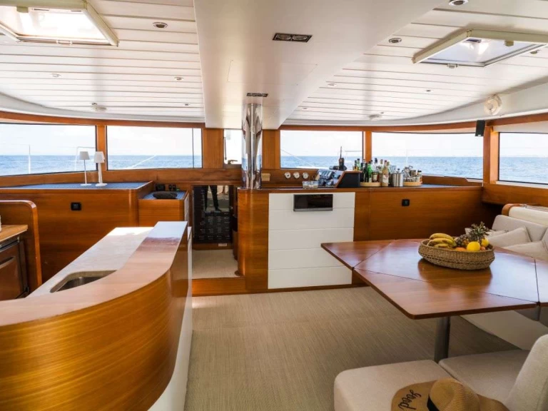 Charter a  NYX ONE in Rome (City) on Samboat