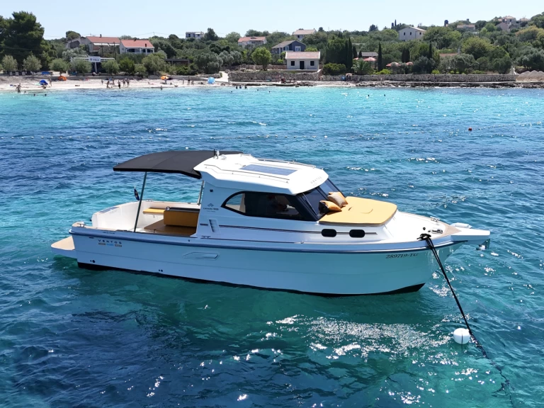 Motorboat to hire Trogir at the best price