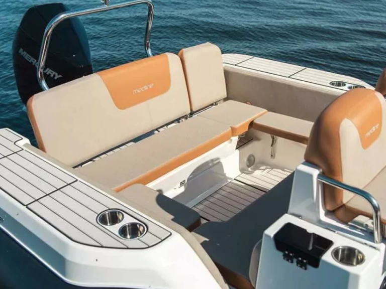 Zodiac ZODIAC MEDLINE 7.5 charter bareboat or skippered in  La Rochelle