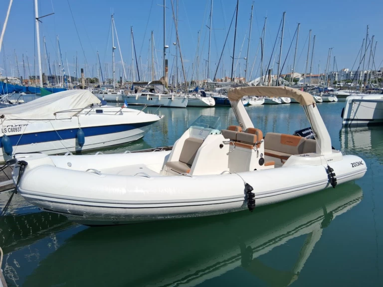 RIB hire in La Rochelle - Zodiac ZODIAC MEDLINE 7.5