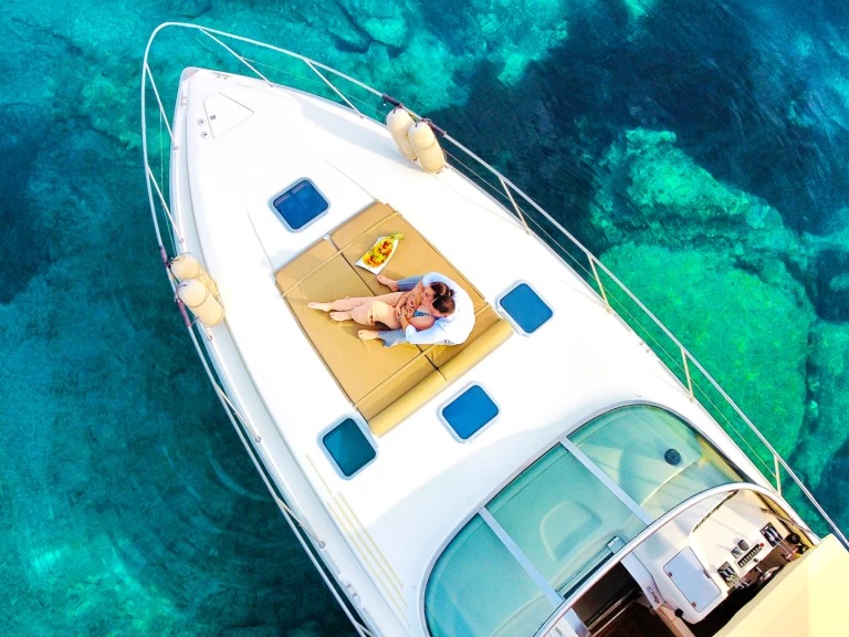 Yacht charter Zakynthos - Cranchi Mediterranee 41 on SamBoat