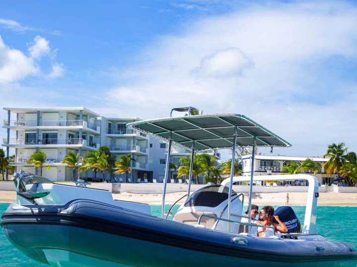 RIB hire in Simpson Bay Yacht Club Marina - Rib 760